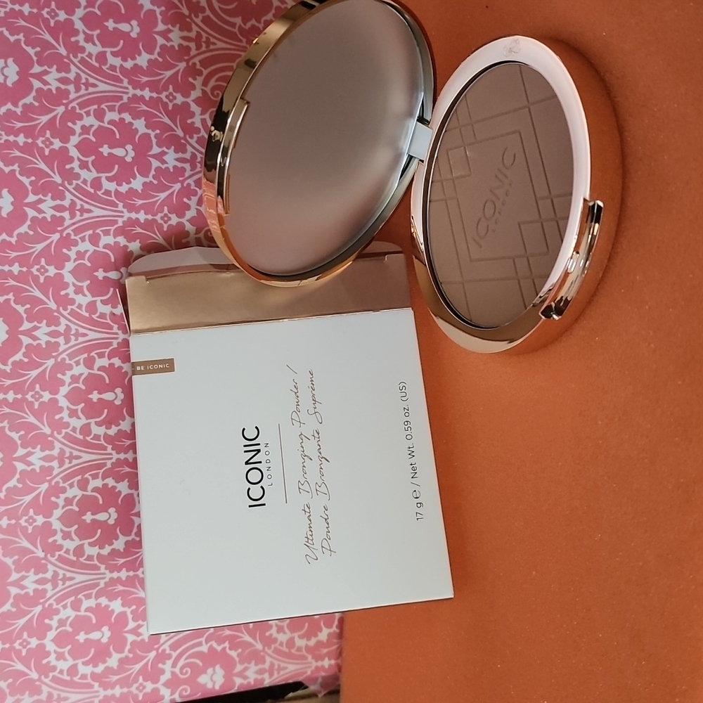 Iconic London - Ultimate Bronzing Powder
